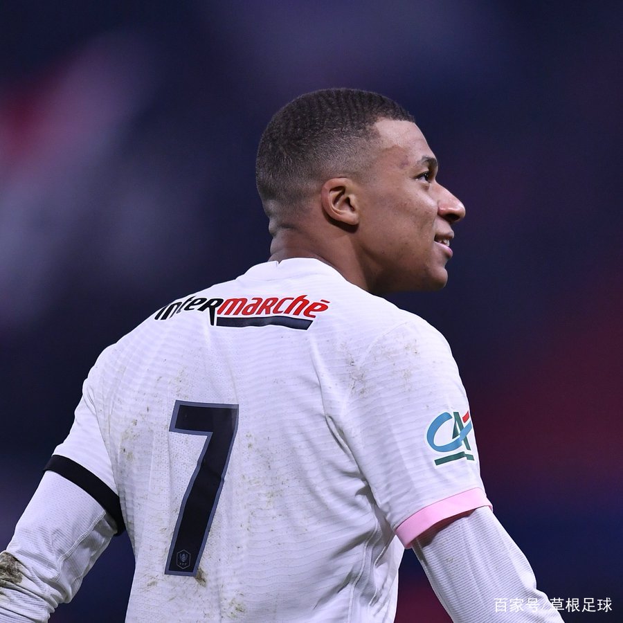 开云电竞- 里程碑夜巴塞罗那回应争议；法国杯窗口期刷纪录；赛场秩序良好；心理建设被强调